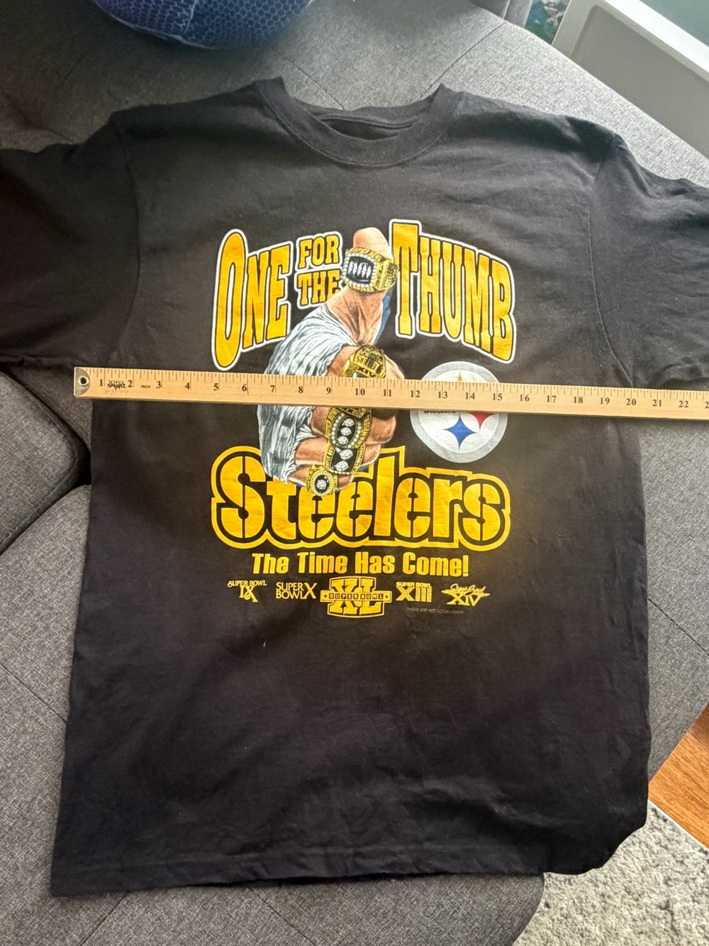 Reebok Black and Yellow Steelers 'One for the Thumb' Graphic Tee